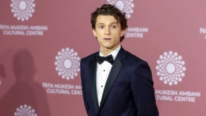 Холланда «атаковали» комментаторы из России с требованием компенсировать убытки Долиной Холланда «атаковали» комментаторы из России с требованием компенсировать убытки Долиной