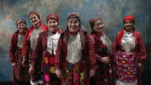 «Бурановские бабушки» высказались о потенциальном сотрудничестве с Ваней Дмитриенко «Бурановские бабушки» высказались о потенциальном сотрудничестве с Ваней Дмитриенко