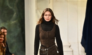 Джиджи Хадид ответила на упоминание своего имени в документах по делу Джеффри Эпштейна