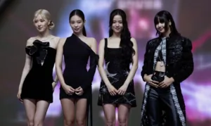 Любовь BLACKPINK: с кем встречались Дженни, Джису, Розэ и Лиса Любовь BLACKPINK: с кем встречались Дженни, Джису, Розэ и Лиса