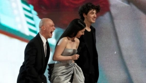 Марк Эйдельштейн оскандалился на церемонии награждения: хохотал даже Борисов Марк Эйдельштейн оскандалился на церемонии награждения: хохотал даже Борисов