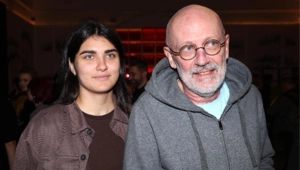 Шестая жена, но особенная: почему Александр Гордон повел под венец 23‑летнюю художницу Алину Михайлову