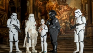 Первый постер к фильму «Звездные войны» ушел с молотка за 300 млн рублей Первый постер к фильму «Звездные войны» ушел с молотка за 300 млн рублей