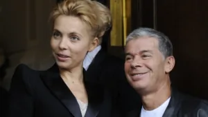 Жена Олега Газманова поздравила артиста с юбилеем и раскрыла секреты его формы Жена Олега Газманова поздравила артиста с юбилеем и раскрыла секреты его формы