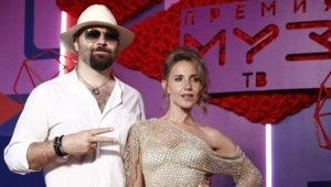 Юлия Ковальчук высказалась о страстном танце Алексея Чумакова со зрительницей на концерте