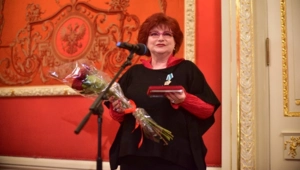 72-летняя Елена Степаненко неожиданно обрела популярность среди молодежи