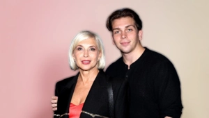 Алена Свиридова трогательно поздравила сына-актера с 22-летием