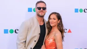СМИ: Фронтмен Imagine Dragons Дэн Рейнольдс расстался с актрисой Минкой Келли СМИ: Фронтмен Imagine Dragons Дэн Рейнольдс расстался с актрисой Минкой Келли