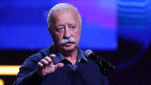 Леонид Якубович ответил на вопрос об уходе из шоу «Поле чудес» Леонид Якубович ответил на вопрос об уходе из шоу «Поле чудес»