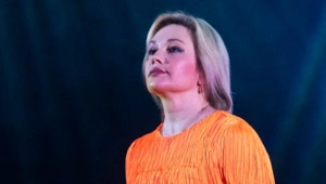 Буланова высказалась о внезапной популярности своих танцоров: «Не старались»