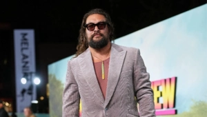 Джейсон Момоа покинул Гавайи из-за мощного наводнения