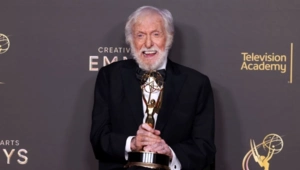 Дик Ван Дайк встретил 100-й день рождения и раскрыл секреты долголетия Дик Ван Дайк встретил 100-й день рождения и раскрыл секреты долголетия