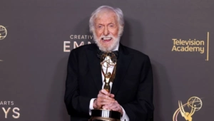 Дик Ван Дайк встретил 100-й день рождения и раскрыл секреты долголетия