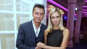 Агата Муцениеце смогла заработать на разводе с Павлом Прилучным Агата Муцениеце смогла заработать на разводе с Павлом Прилучным