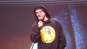 Егор Крид сделал первые шаги без костылей раньше назначенного врачами срока Егор Крид сделал первые шаги без костылей раньше назначенного врачами срока