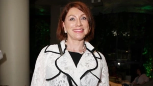 Роза Сябитова рассказала о травмах детства и ошибках в воспитании детей Роза Сябитова рассказала о травмах детства и ошибках в воспитании детей