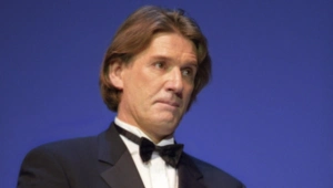 Дочь Александра Абдулова пошла по стопам отца: низкие баллы ЕГЭ не помешали Дочь Александра Абдулова пошла по стопам отца: низкие баллы ЕГЭ не помешали