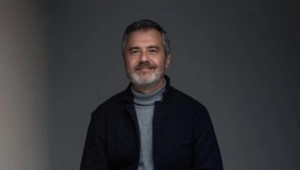 Константин Арсенев рассказал, почему российской эстраде необходимы «добрые» песни