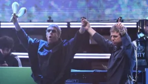 СМИ: группа Oasis может снова отправиться в тур и дать 12 концертов в Манчестере в 2027 году