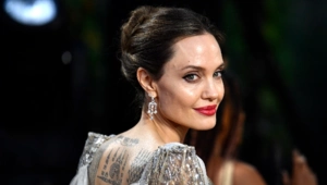 Назван вес заметно похудевшей Анджелины Джоли — цифры вас удивят