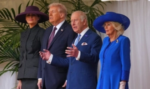 Дональд Трамп нарушил правила этикета в ходе встречи с Карлом III