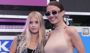 Бывший бойфренд Виктории Бони пожаловался на поведение их дочери