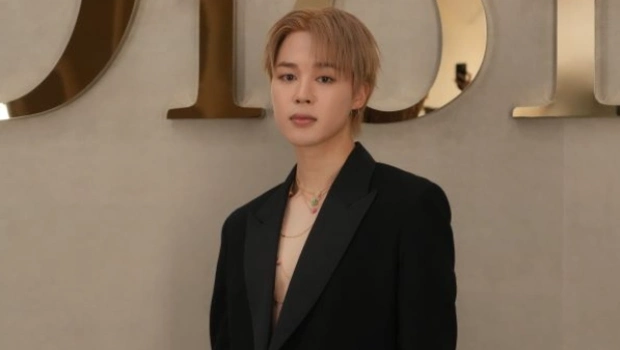 Знаменитый пластический хирург назвал Чимина из BTS «воплощением естественной красоты»