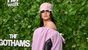 Рианна намекнула, что может в четвертый раз стать мамой Рианна намекнула, что может в четвертый раз стать мамой