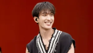 DK из SEVENTEEN побрился налысо перед уходом в армию DK из SEVENTEEN побрился налысо перед уходом в армию