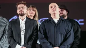 Сергей Бурунов и Александр Петров посетили концерт Вани Дмитриенко в «Лужниках» Сергей Бурунов и Александр Петров посетили концерт Вани Дмитриенко в «Лужниках»