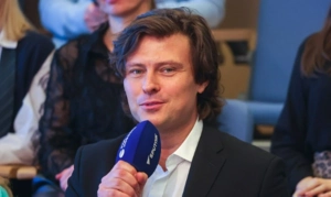 Прохору Шаляпину вручили премию в Госдуме