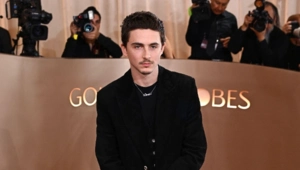 Дженнер и Шаламе позволили себе проявить чувства на публике после победы актера на «Золотом Глобусе»