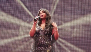 Донна Саммер посмертно включена в Зал славы авторов песен Донна Саммер посмертно включена в Зал славы авторов песен