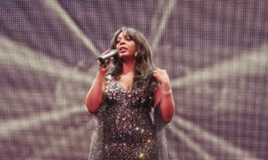 Донна Саммер посмертно включена в Зал славы авторов песен Донна Саммер посмертно включена в Зал славы авторов песен