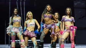 KATSEYE удивили зрителей фестиваля Coachella выступлением с HUNTR/X