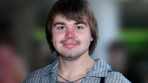 Падчерица актера из «Папиных дочек» Михаила Казакова обвинила в домашнем насилии Падчерица актера из «Папиных дочек» Михаила Казакова обвинила в домашнем насилии