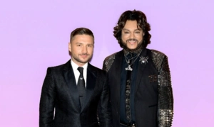 Филипп Киркоров порадовал Сергея Лазарева полезным подарком Филипп Киркоров порадовал Сергея Лазарева полезным подарком