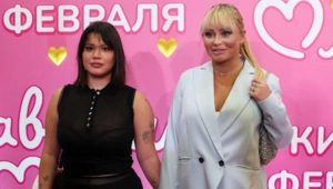 Дана Борисова рассказала о карманных деньгах для дочери Полины: «Только в долг»