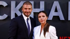 Дэвид Бекхэм пошутил над женой из-за идеальной рождественской елки: «Будь честна»