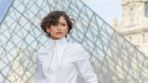 Зендая появилась в белом платье на Неделе моды после слухов о тайной свадьбе Зендая появилась в белом платье на Неделе моды после слухов о тайной свадьбе