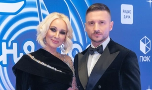 Сергей Лазарев поздравил Леру Кудрявцеву с 55-летием Сергей Лазарев поздравил Леру Кудрявцеву с 55-летием