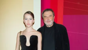 Режиссер Алексей Учитель ответил на критику из-за поступления дочери Анны Пересильд Режиссер Алексей Учитель ответил на критику из-за поступления дочери Анны Пересильд