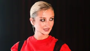 Певица MARGO побрилась налысо Певица MARGO побрилась налысо