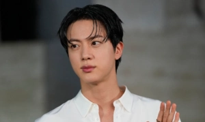 Джин из BTS рассказал об отношении к участникам группы TXT