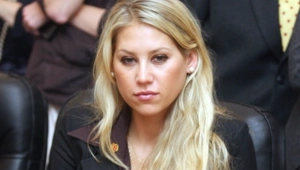 Анну Курникову впервые заметили на публике после рождения четвертого ребенка