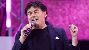 Александр Серов назвал «провокацией» предъявленный к нему иск о воспитании детей Александр Серов назвал «провокацией» предъявленный к нему иск о воспитании детей