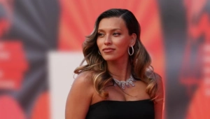 Регина Тодоренко призвала женщин слушать свой организм после родов