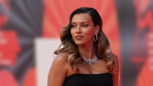 Регина Тодоренко призвала женщин слушать свой организм после родов