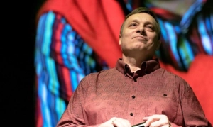 Разин неожиданно поддержал кавер на «Розовый вечер» в исполнении Amirchik'a