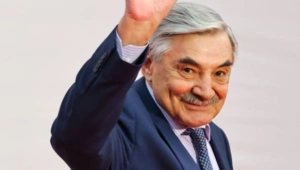 Александр Панкратов-Черный «отчитал» Ларису Гузееву: «Не матерись!» Александр Панкратов-Черный «отчитал» Ларису Гузееву: «Не матерись!»